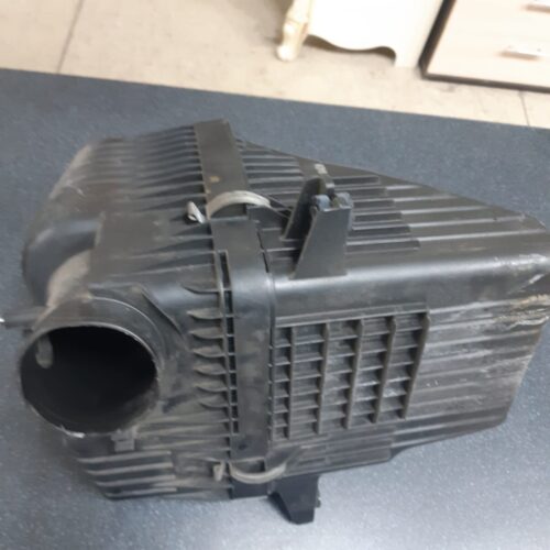Корпус воздушного фильтра SUZUKI ESCUDO/Grand Vitara TDA4W J24B 2.4 л (Контрактный)