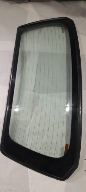 Стекло заднее Nissan Wingroad 2002-2008 WFY11 NISSAN 90300WE000 б/у