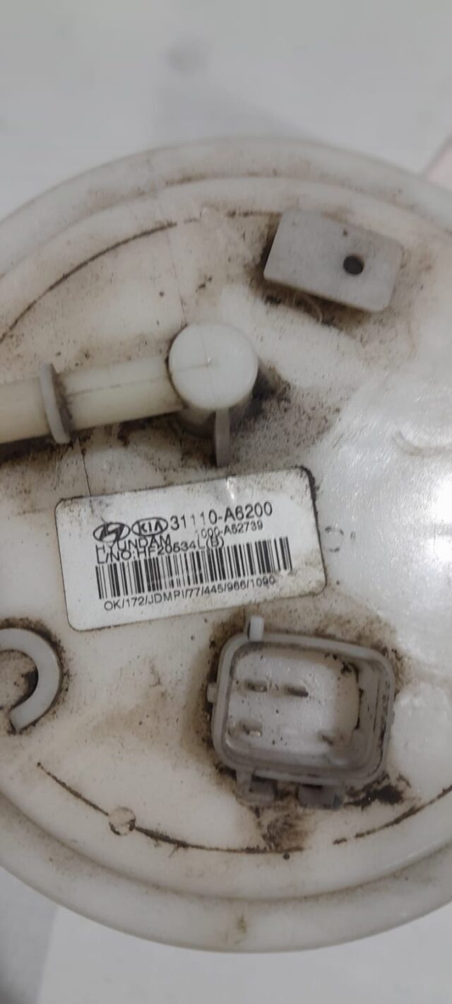 Насос топливный KIA Ceed JD 31110A6200 б/у