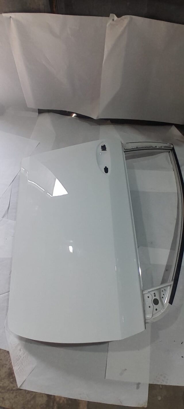 Дверь Перед Прав Toyota Corolla 2013 - TOYOTA 6700102390