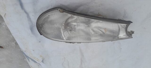 Фара Прав FORD Mondeo 96BG13K060 б/у