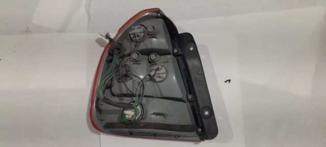Фонарь Зад Прав HYUNDAI ACCENT 9240225000 б/у