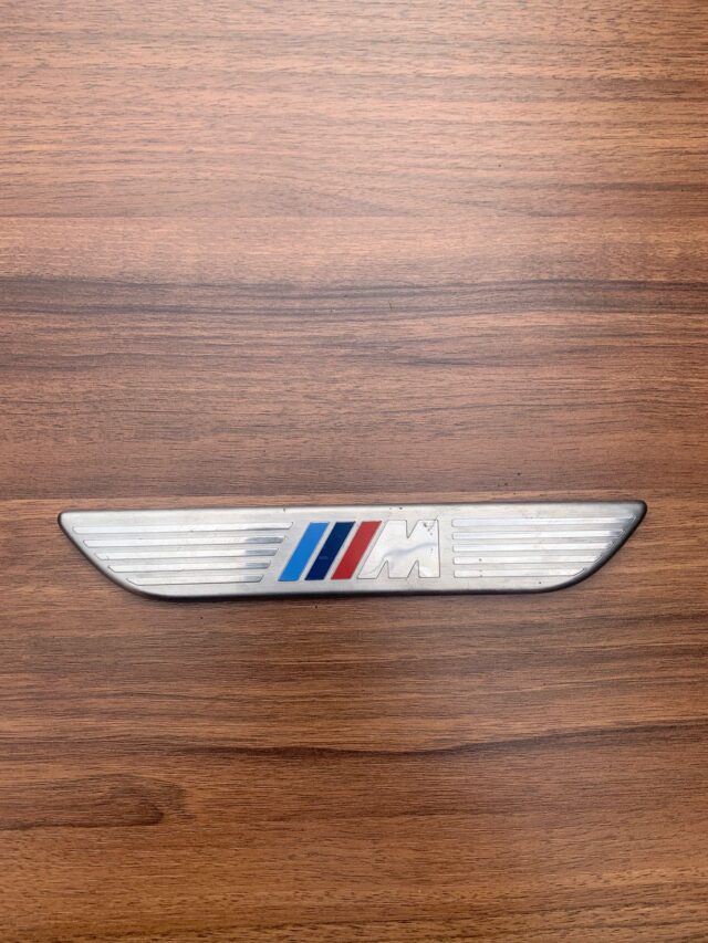 Накладка на порог Зад BMW X5 E70 7205265 б/у