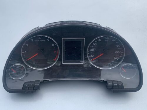 Панель приборов AUDI A4 B7 8E0920901C б/у